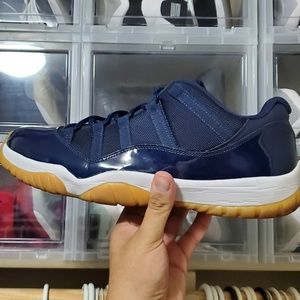 Retro Jordan 11 low